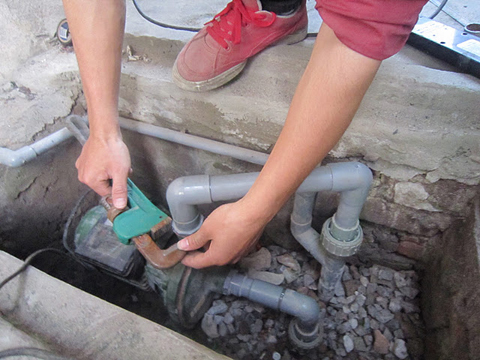 Cách khắc phục máy bơm nước giếng khoan lên nước yếu
